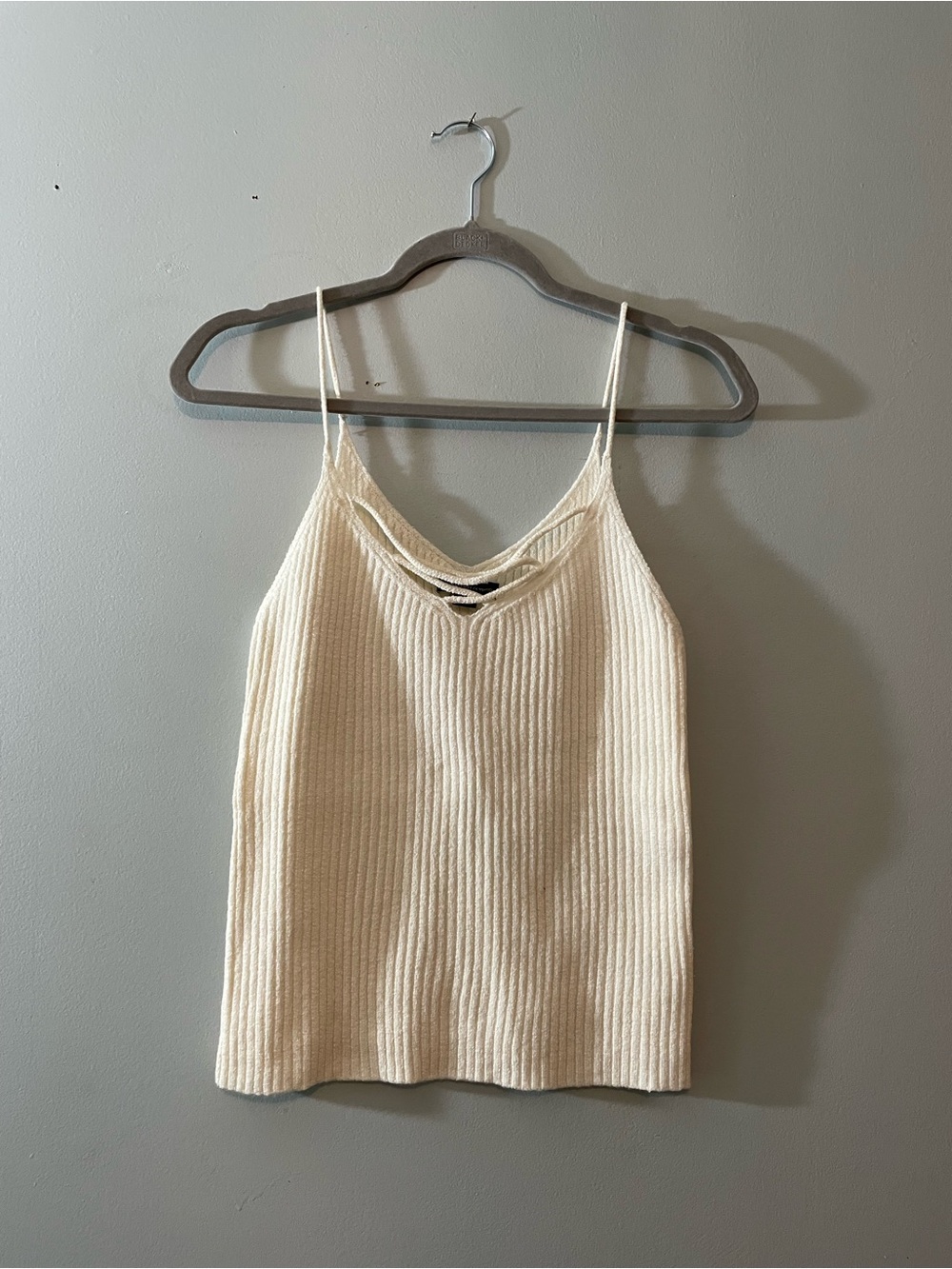 American Eagle Outfitters Ribbed Strappy V-Neck Tank Top - Cream - Picture 2 of 5